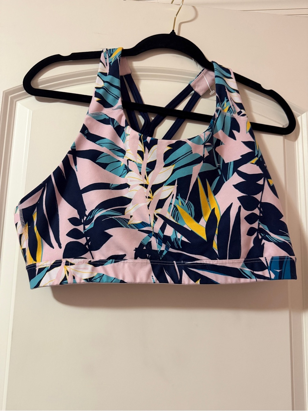 Old Navy XL Pink Tropical Print Strappy Sports Bra